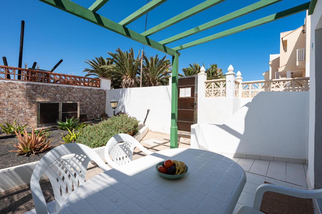 Homeforguest Apartment With Pool And Terrace 1 Min From The Beach Corralejo Exterior photo